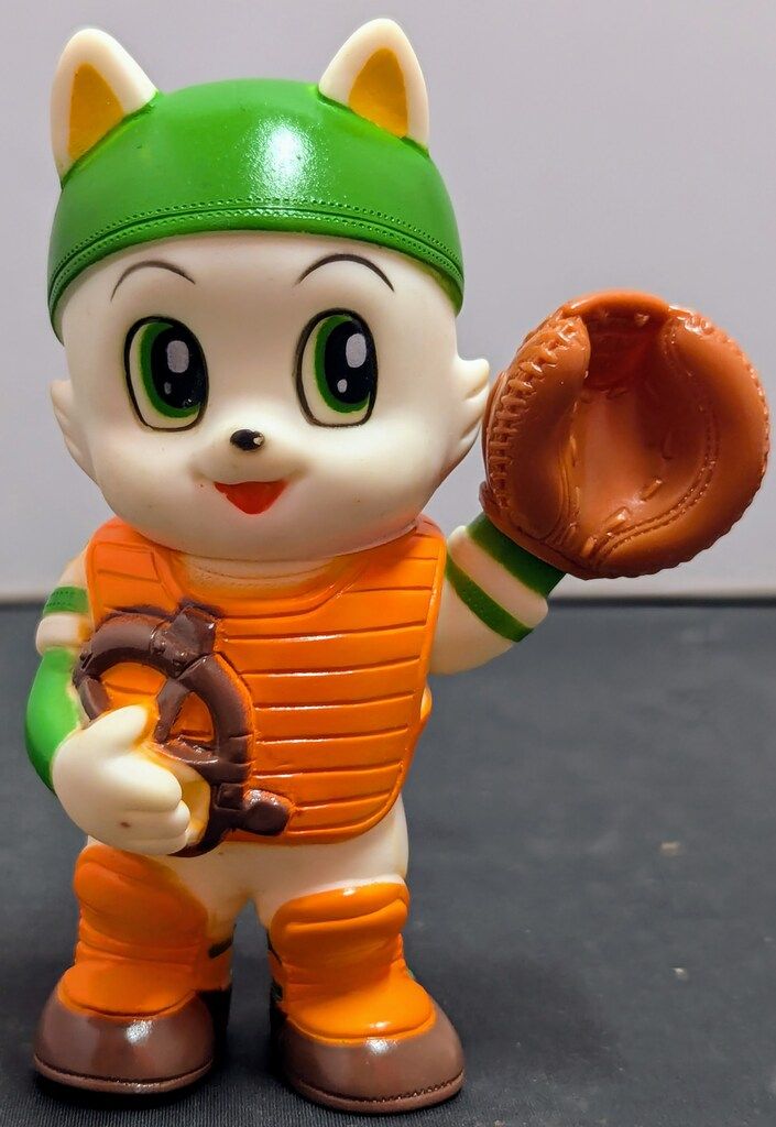三和銀行 貯金箱 ワンサくん キャッチャー - メルカリ