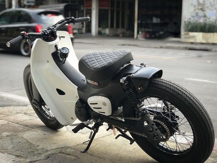 スーパーカブ C125 リアフェンダー - カウル、フェンダー、外装