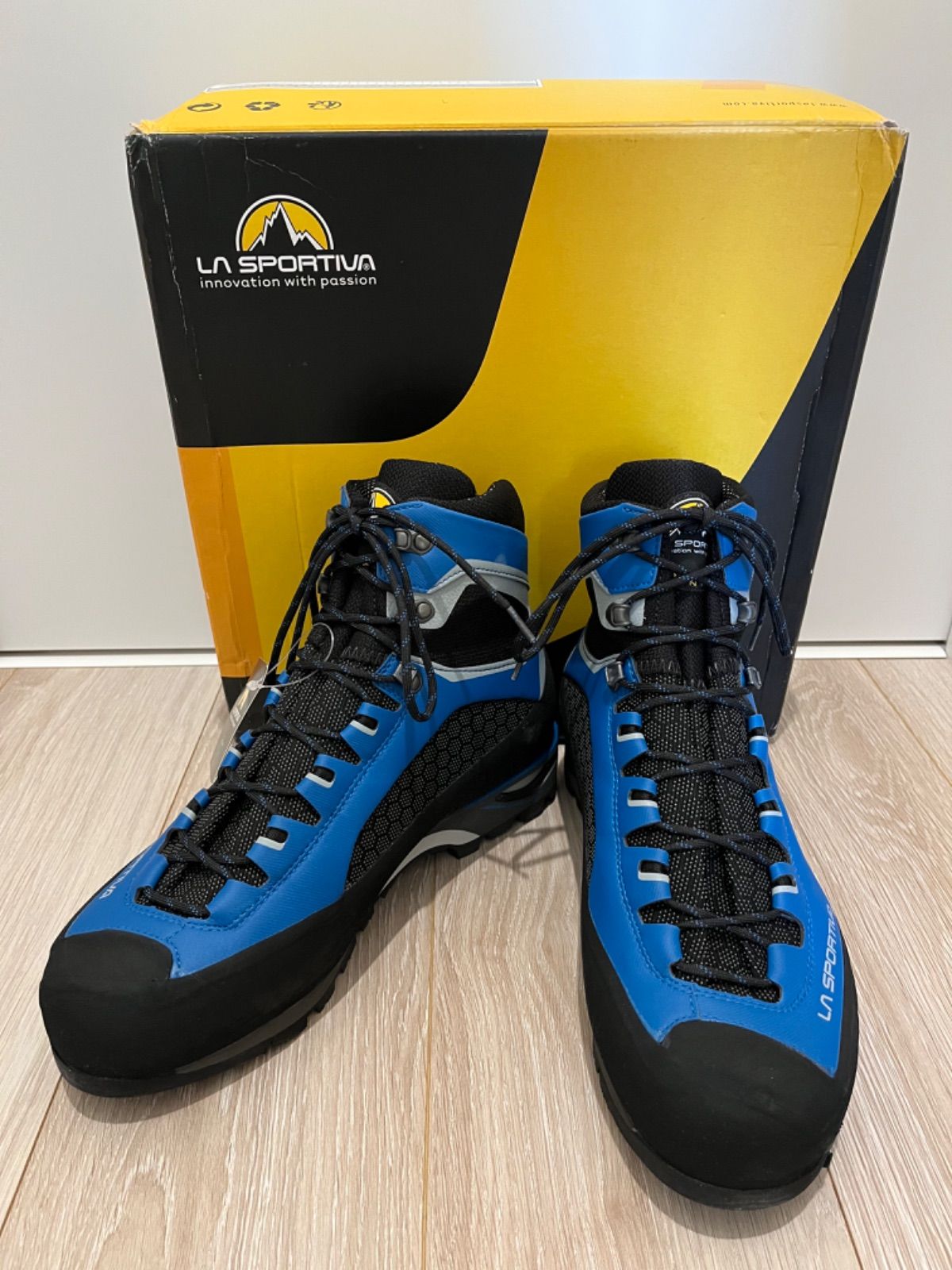 27.9 cm スポルティバ トランゴ タワー GTX 登山靴