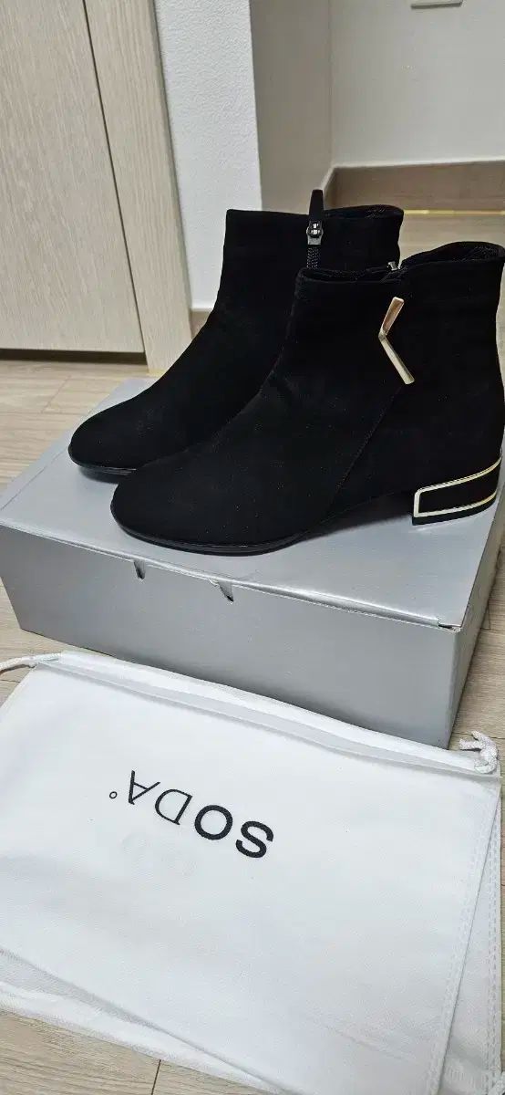 SODA ソーダ レディース セミドレス 装飾 アンクルブーツ 235mm