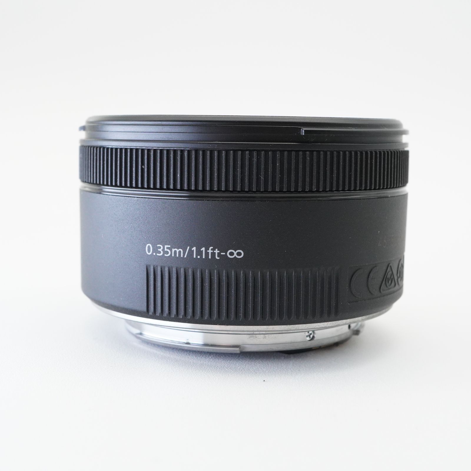 Canon EF 50mm F1.8STM単焦点レンズとES-68フード 【公式通販】