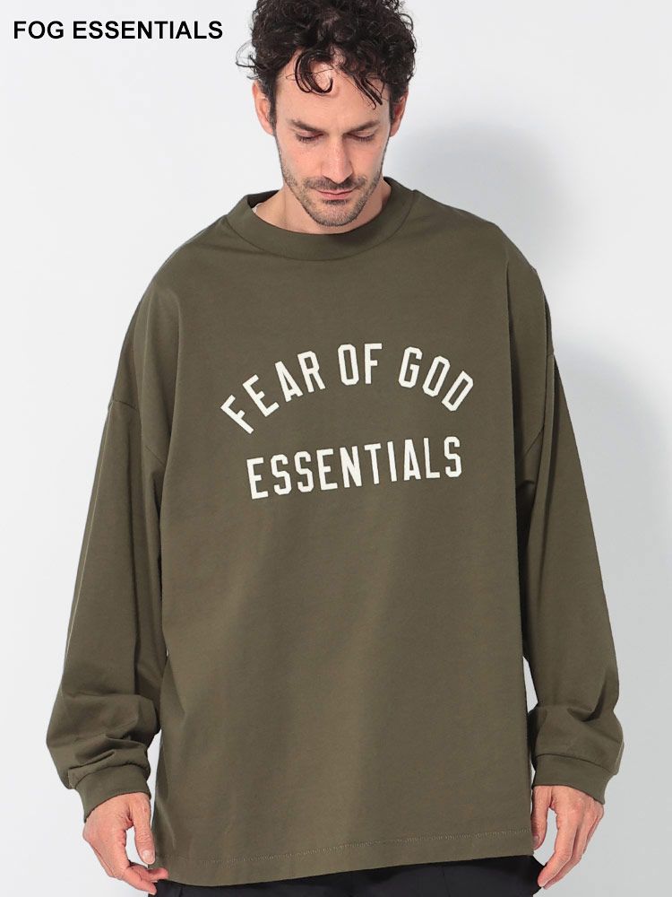 FOG ESSENTIALS (エフオージーエッセンシャルズ) フロントロゴ クルーネック 長袖 Tシャツ FOG125BT24420 メンズ (カーキ)