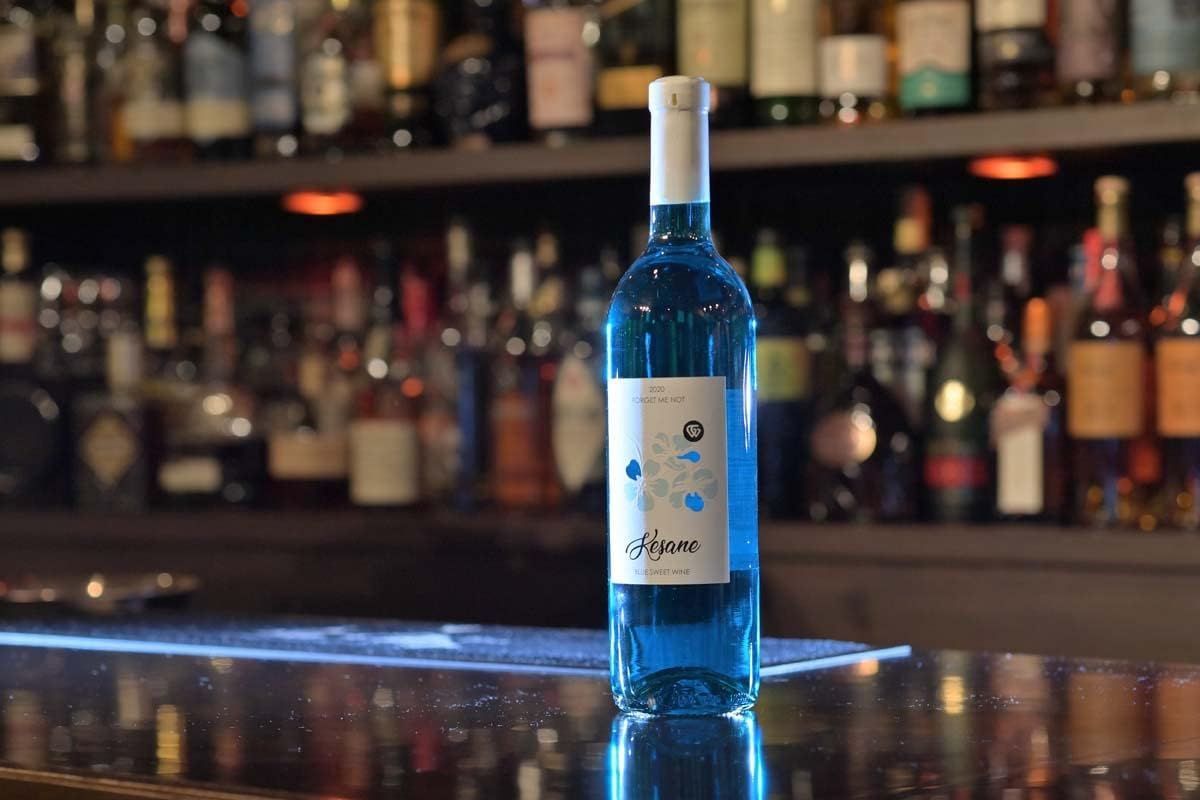 Kesane ケサネブルースイートワイン、グリーンセミスイートワイン　ジョージア 水色ワイン】 Kesane ケサネ 750ml オリジナルギフトボックス