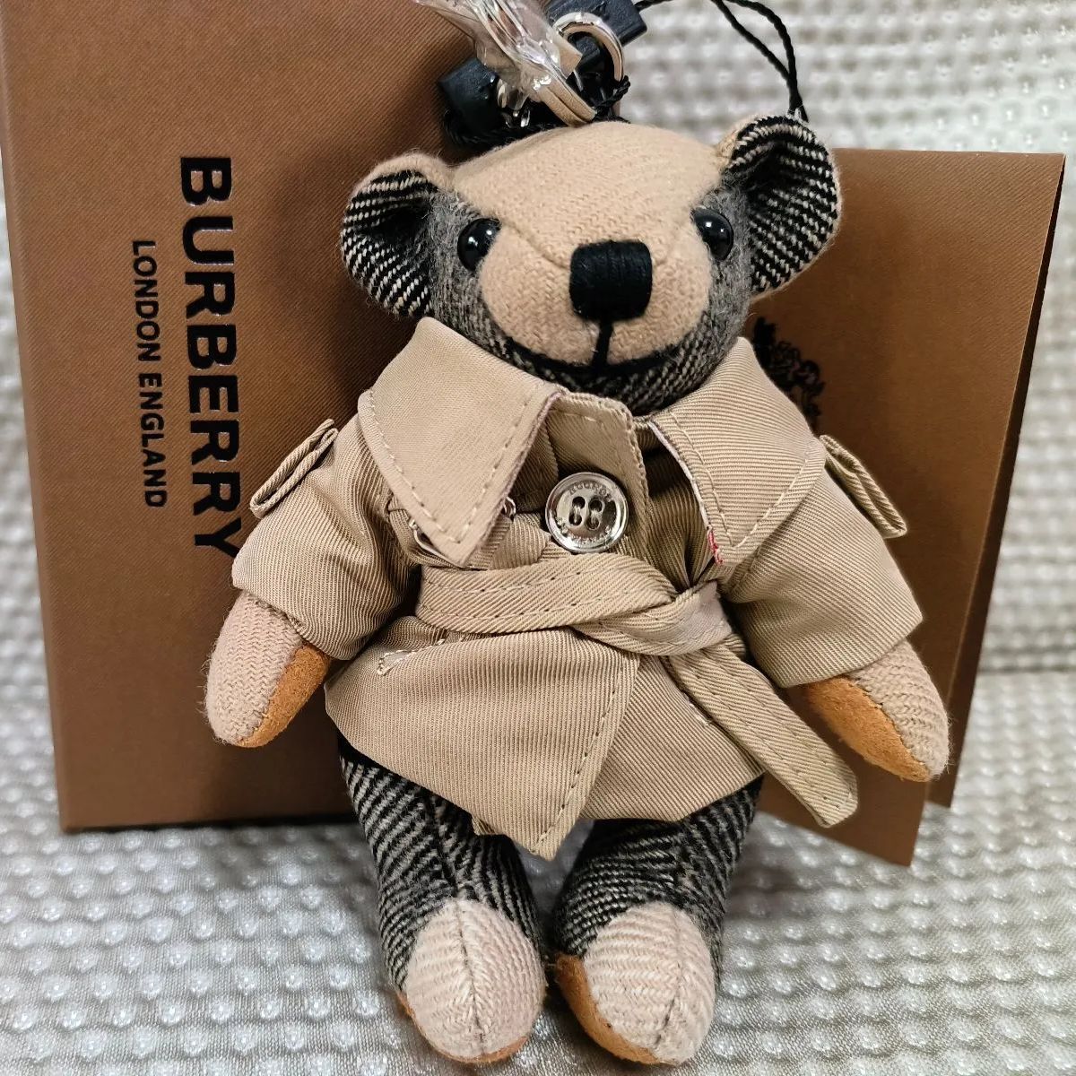 【新品未使用】BURBERRY/バーバリー トーマスベア チャーム ウィズ ボウタイ バッグチャーム キーホルダー アーカイブ 3103