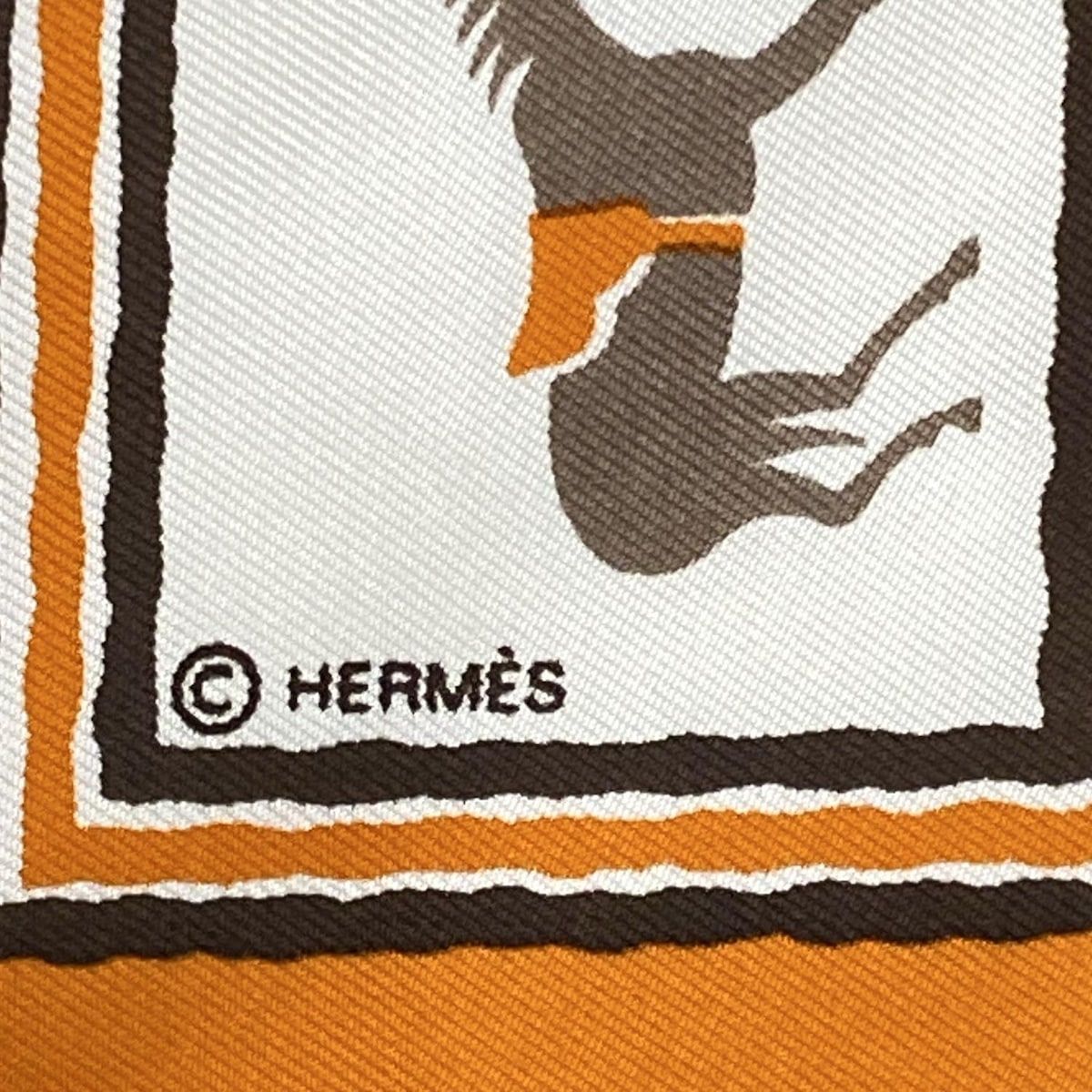 HERMES(エルメス) スカーフ カレ70 オレンジ×アイボリー×マルチ 馬柄  