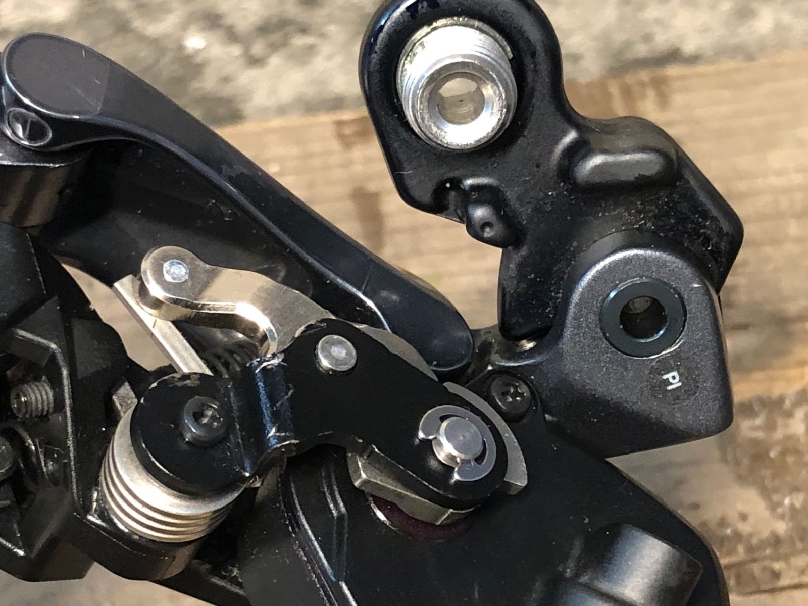 SHIMANO シマノアルテグラRD-R8050 SS di2 ULTEGRA Di2 リアディレーラーショートケージ 11スピード