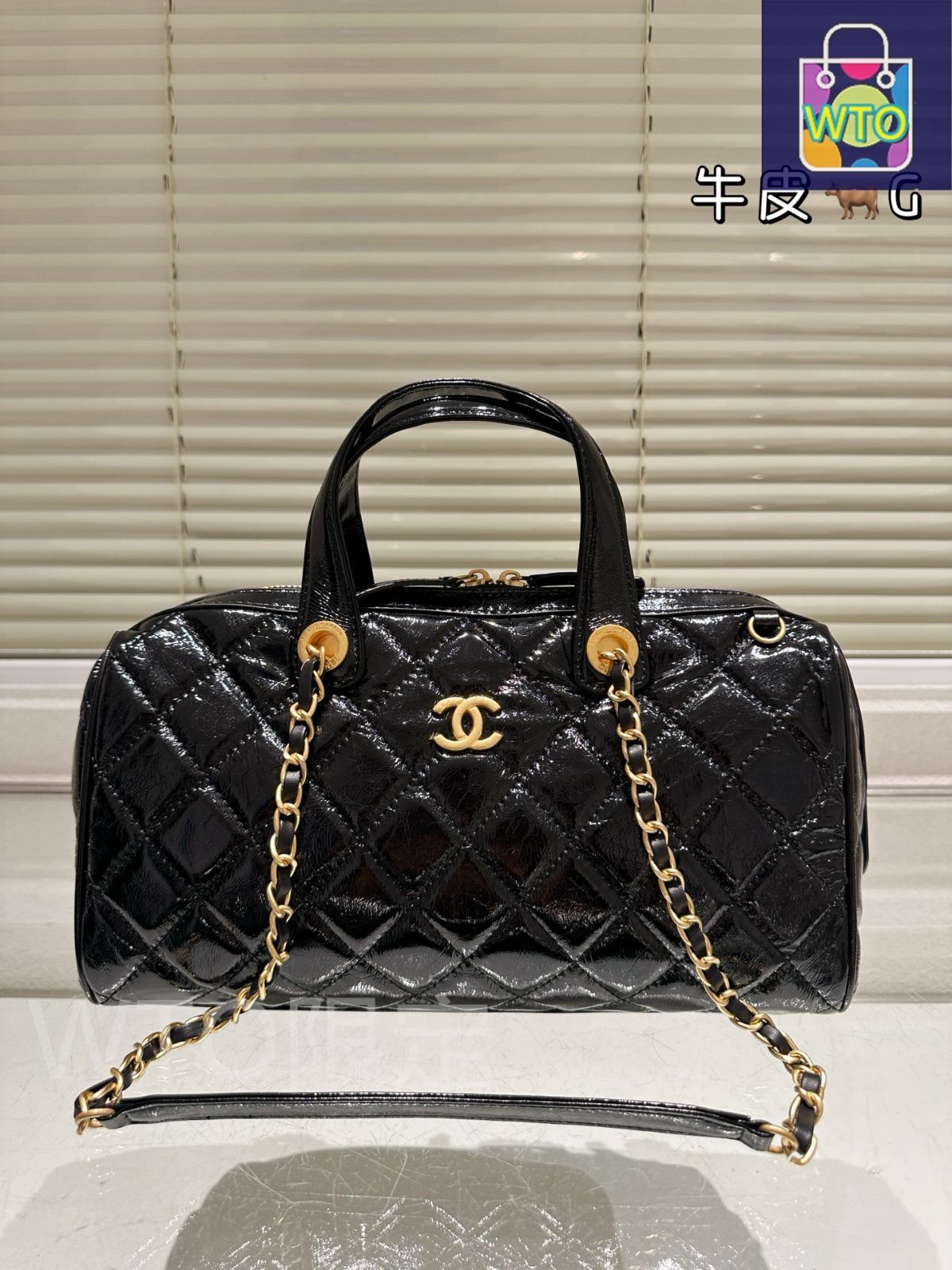【25S コンパクトサイズ /上品で抜群な存在感】CHANEL バングル 今日特価】Chanel シャネル 25S 漁網バッグ 小カードポーチ付き