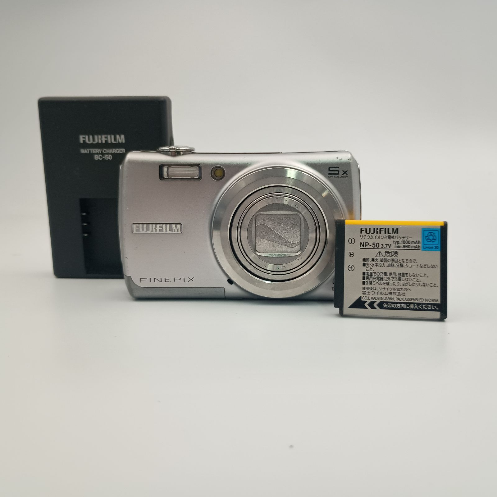 Fujifilm FinePix F100 1200万画素 コンパクトデジカメ Amazon | FUJIFILM デジタルカメラ FinePix (ファインピックス