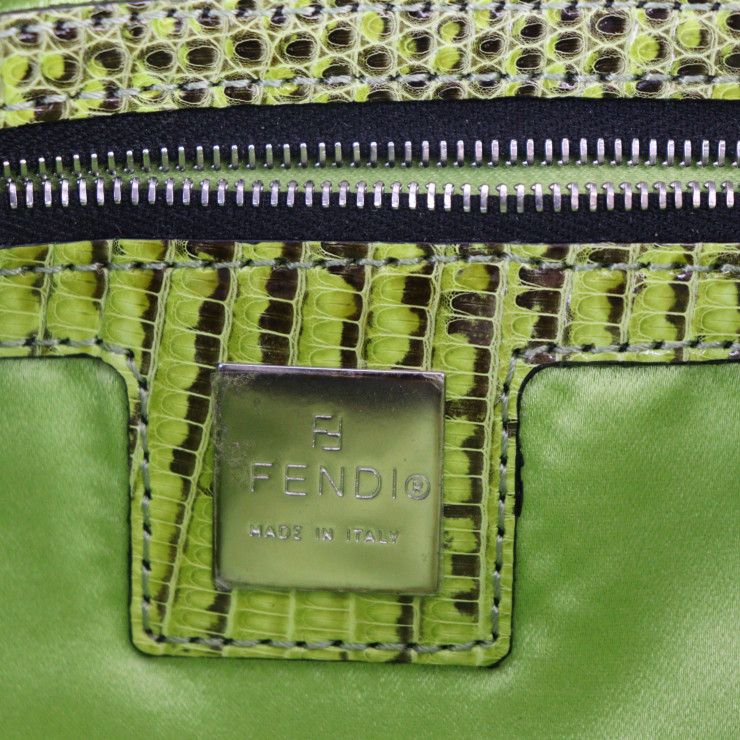 フェンディ マンマバケット FENDI ハンドバッグ ズッカ柄 本物保証品