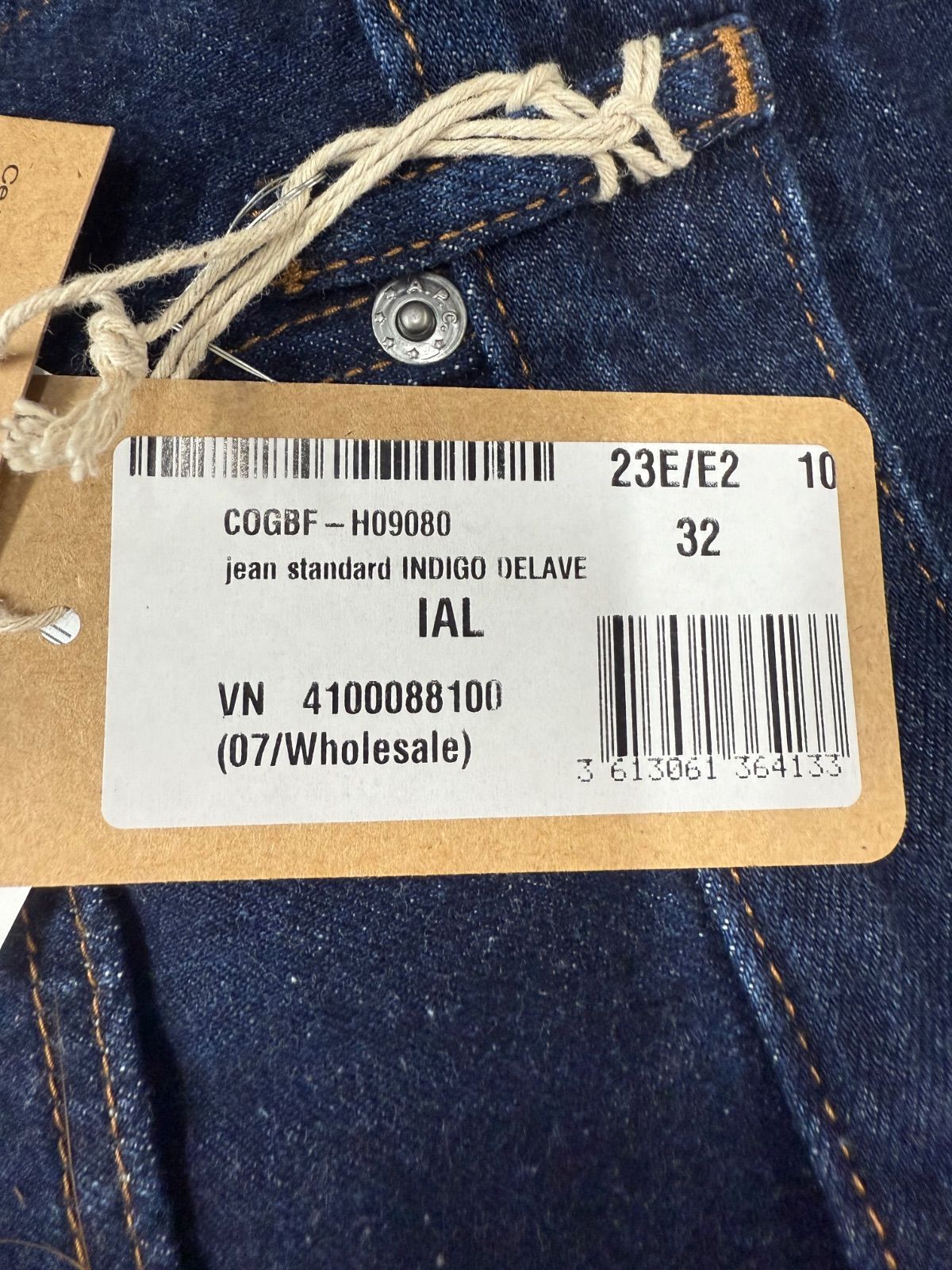 A.P.C アーペーセー
