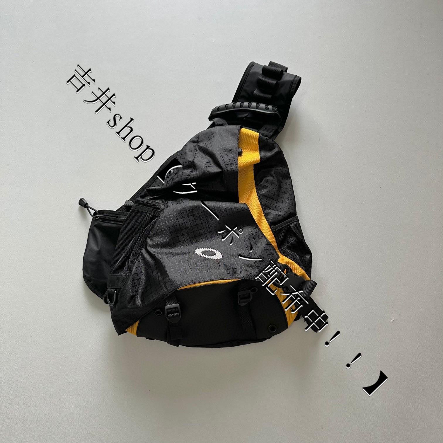 OAKLEY オークリー ワンショルダーバッグ Oakley ブラック ショルダー