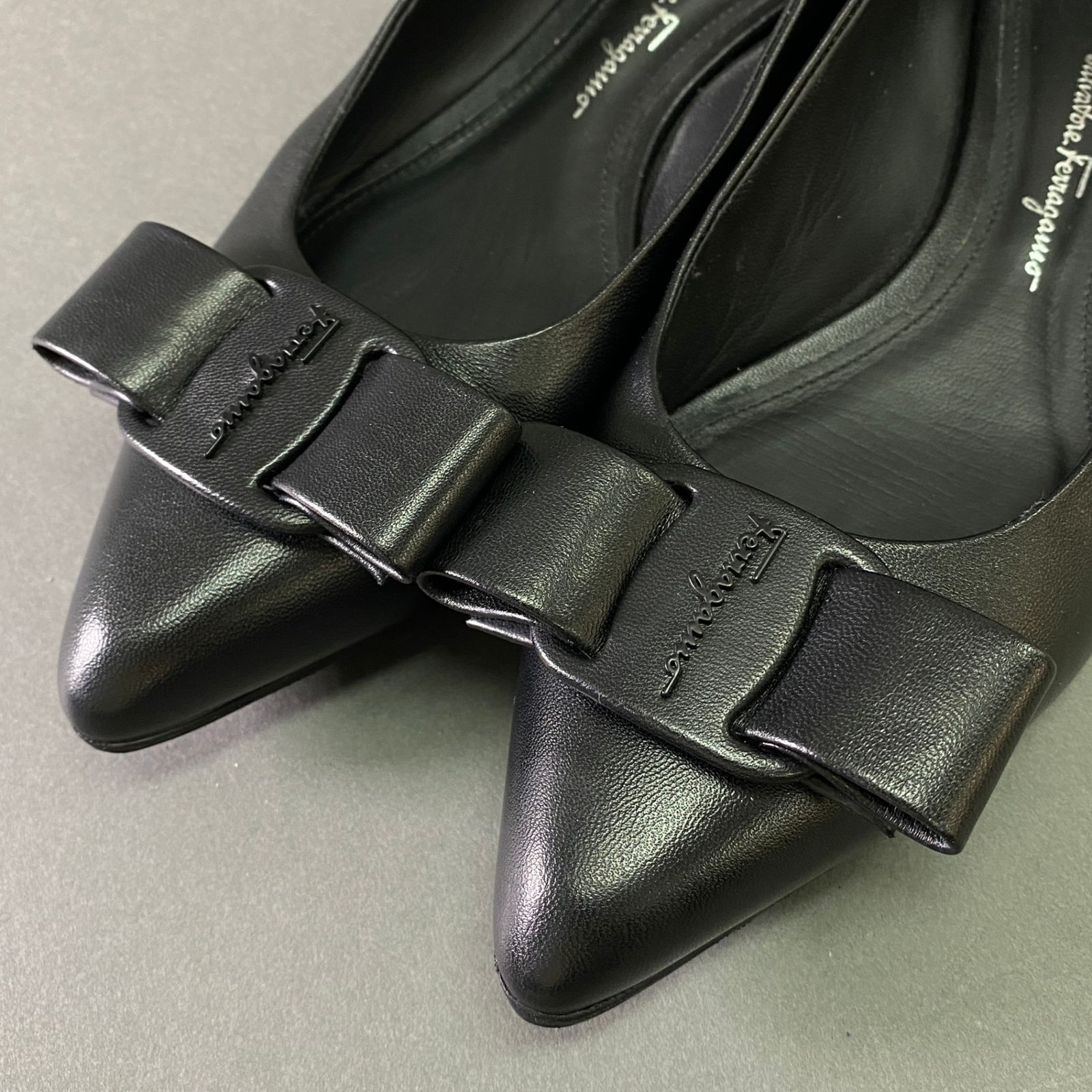 フェラガモ　viva フラット　パンプス　リボン 美品】 FERRAGAMO / フェラガモ | VIVA ヴィヴァ リボン
