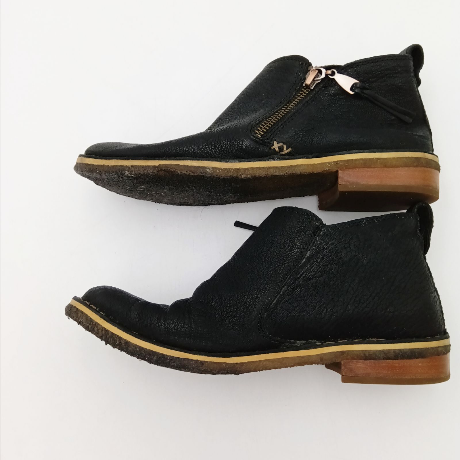 【美品】UGG 　サイドジップ　フローレンス　ムートンブーツ　ブラック　23cm UGG アグ ショートブーツ ブラック サイドジップ レディース