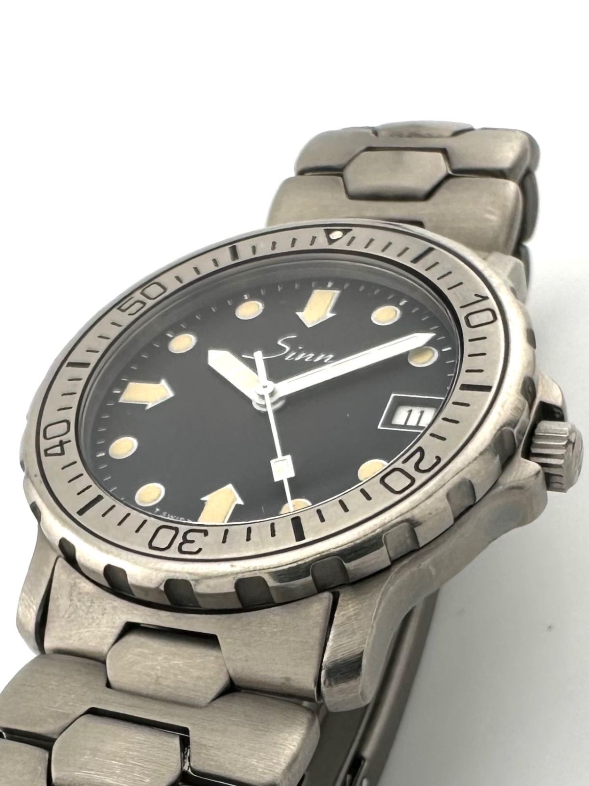 SINN 8827.TI ダイバー チタン 自動巻き時計 ジン - メルカリ
