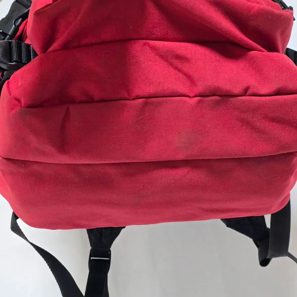 【新品】正規品　EASTPAK  赤　リュック Amazon.co.jp: EASTPAK ユニ オービット オービット (1パック