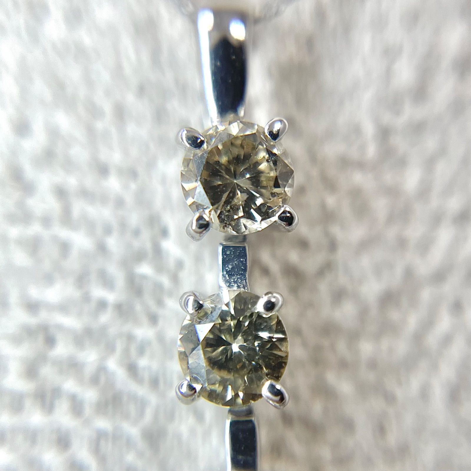 ダイヤ ネックレス K18WGプラチナ 3石 ダイヤモンド D0.50ct - メルカリ