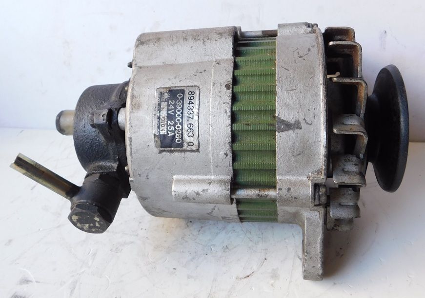 オルタネーター日興　いすゞエルフNPR57 NKR57　0-39000-0260/8-94337-663-0【中古品[程度B]・コア返却不要】