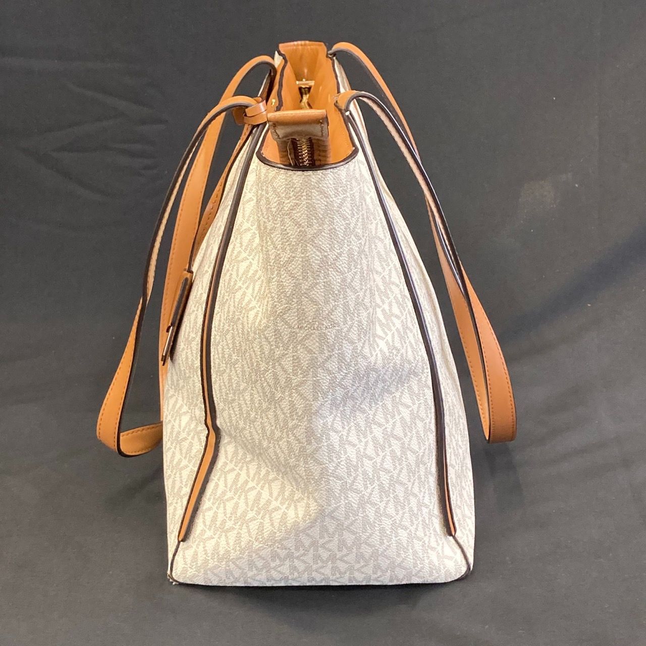 Michael Kors - マイケルコース　ハンドバッグ MICHAEL KORS（マイケルコース） ハンドバッグ SHEILA センタージップ