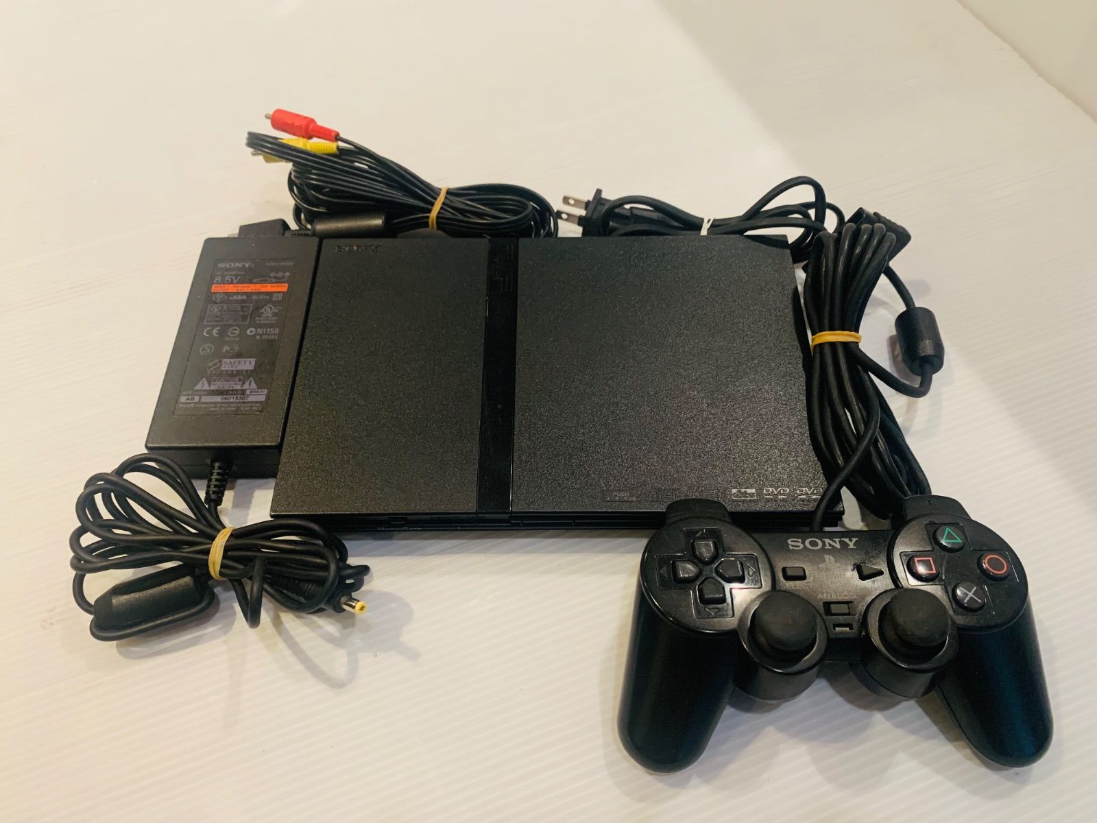 【中古】PlayStation2本体 箱付 動作確認済み】SONY PlayStation2 SCPH-70000 確認[[♡②