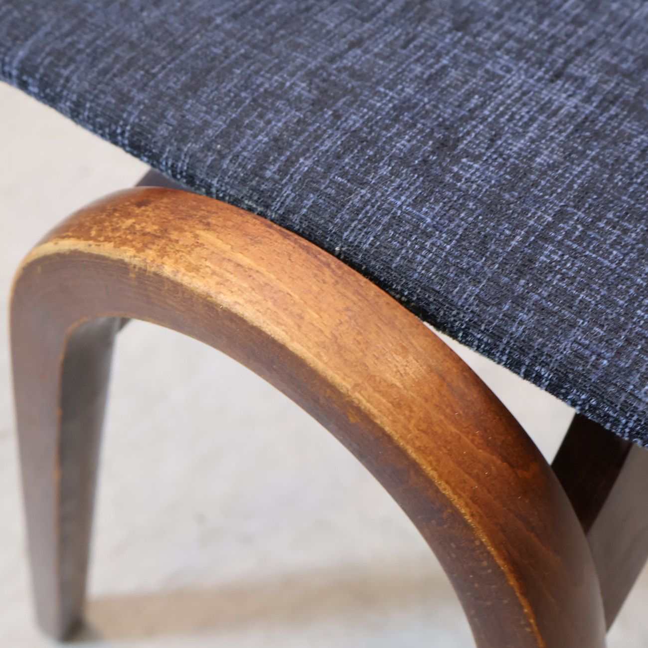 IDC OTSUKA 大塚家具 人気 スタッキングスツール 剣持勇 秋田木工