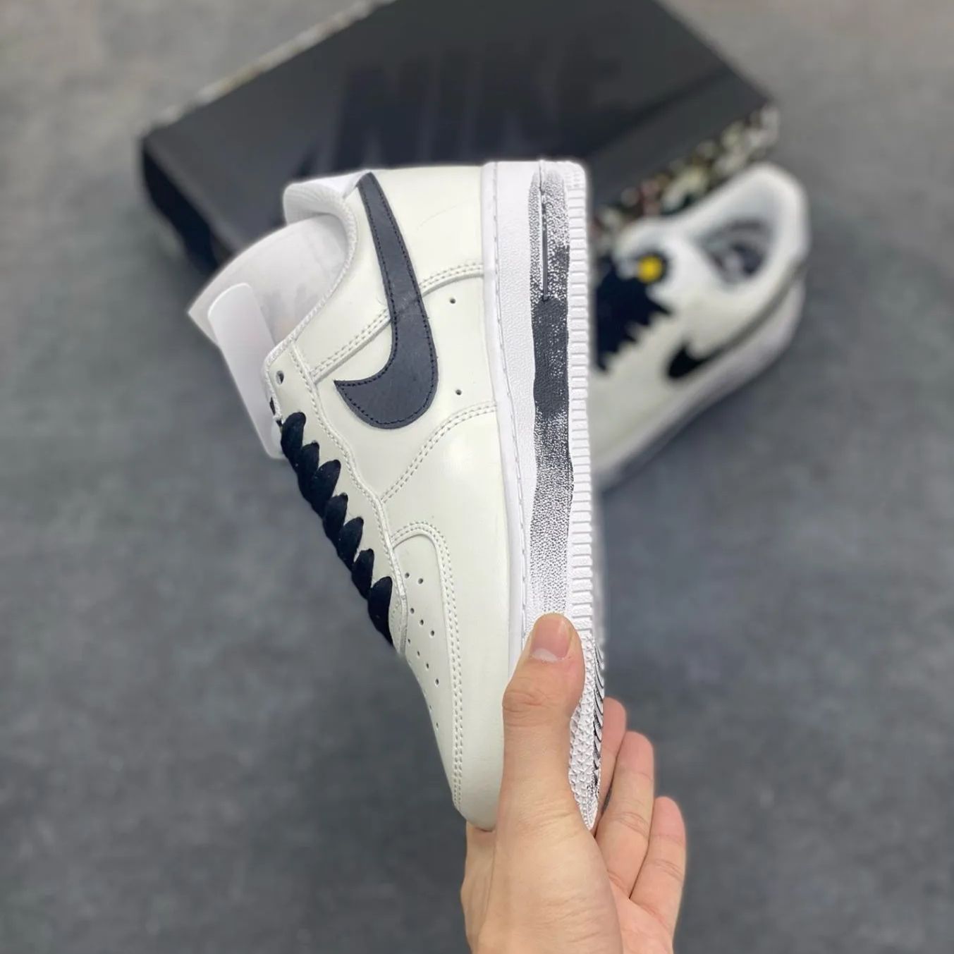 Peaceminusone x Nike Air Force 1 "Para-Noise" Off-White | ピースマイナスワン x ナイキ エアフォース1 "パラノイズ" オフホワイト