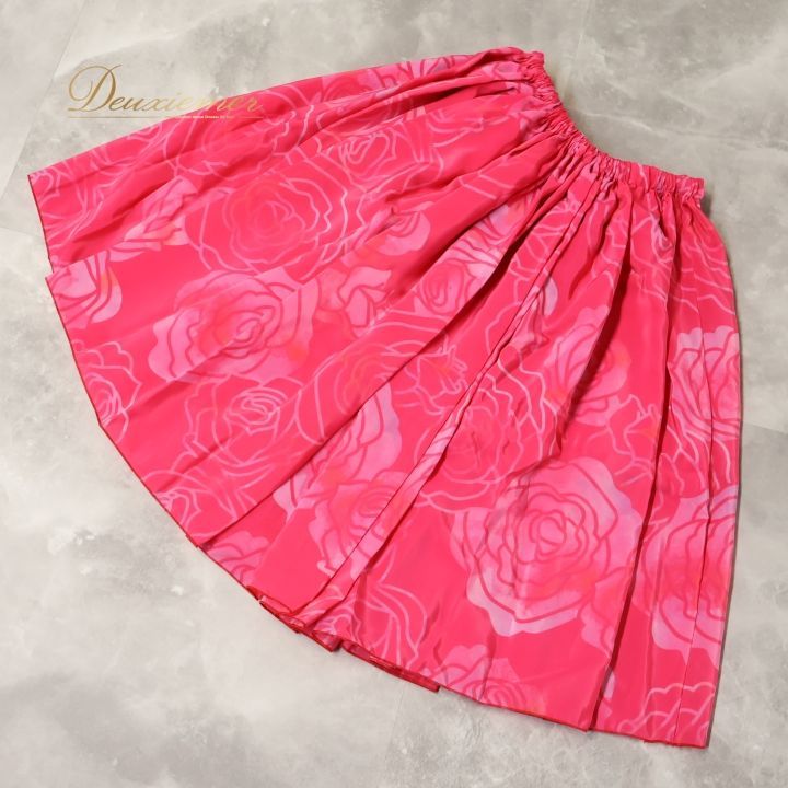 フラダンス用パウスカート サーモンピンク メネフネプランテーション 丈75㎝ フラダンス用パウスカート サーモンピンク メネフネプランテーション