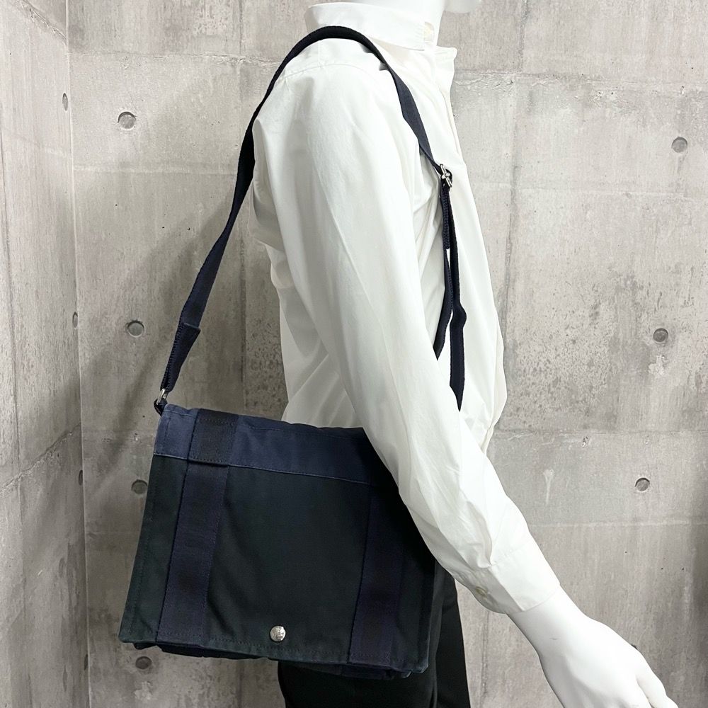 HERMES エルメス フールトゥ バサスPM 黒 ネイビー ショルダー