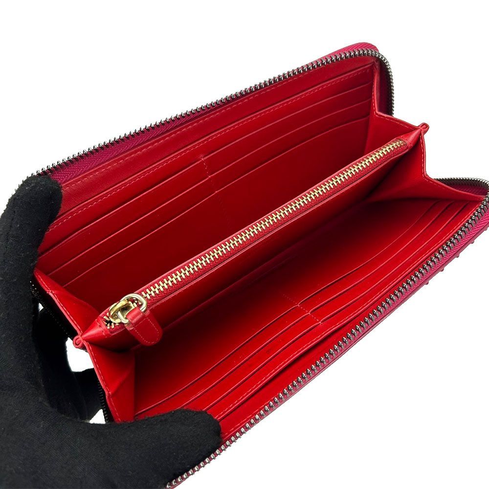 ピ*。様 ルブダン　長財布　ラウンドジップ　レザー　ブラック　レッド　黒　赤 クリスチャン ルブタン 長財布 ブラック系 レッド系 シルバー金具