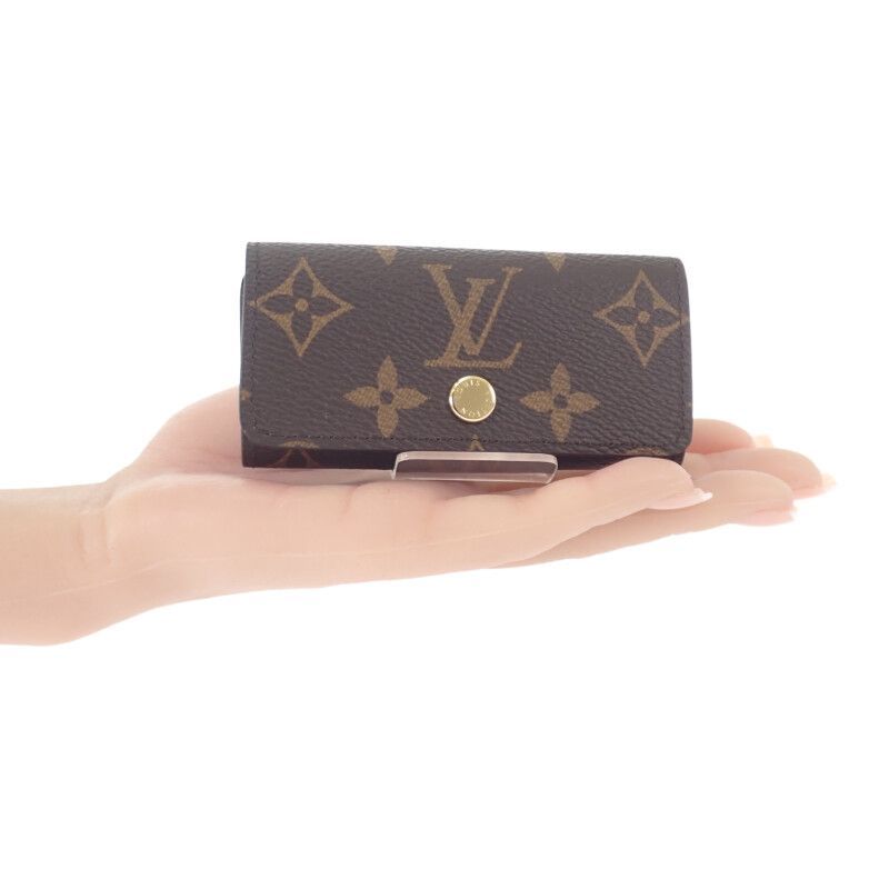 ゴールド金具