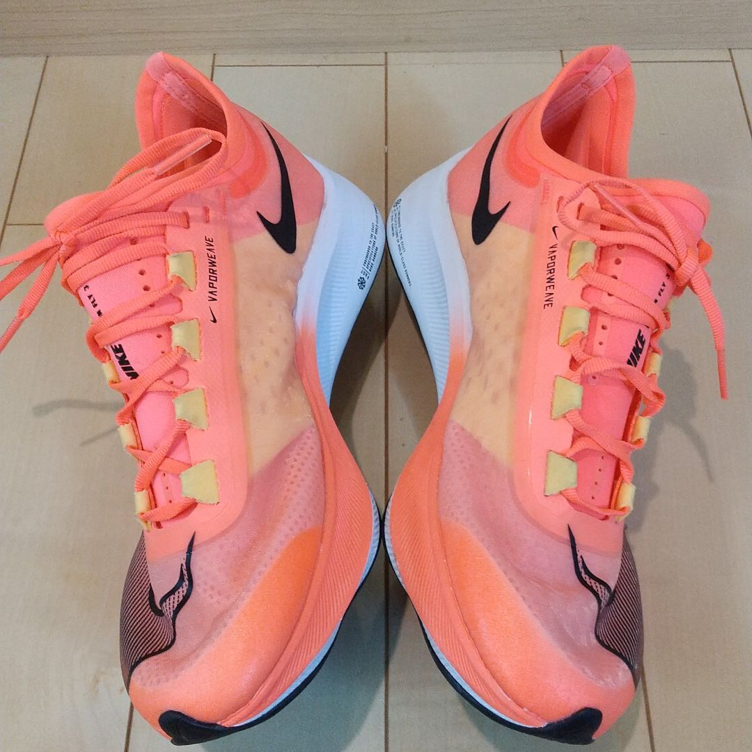 美品 NIKE ナイキ zoomfly 3 ズームフライ 3 ブライトマンゴー ズーム