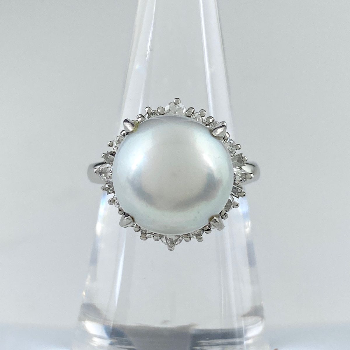 在庫一掃】 パール デザインリング プラチナ 指輪 メレダイヤ 真珠  