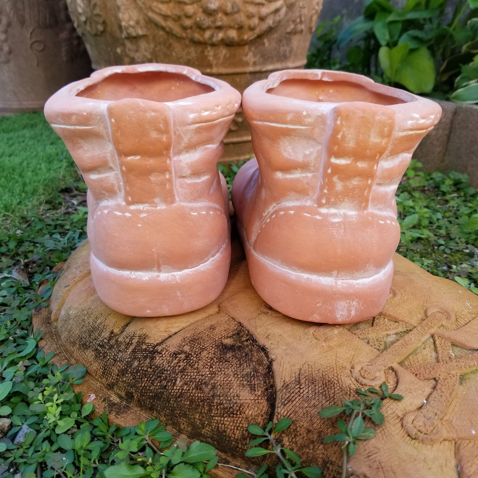 可愛くてカッコイイ テラコッタ ブーツ 鉢【2つセット】⁎。❀ * (´﹀｀) 可愛くてカッコイイ テラコッタ ブーツ 鉢【2つセット