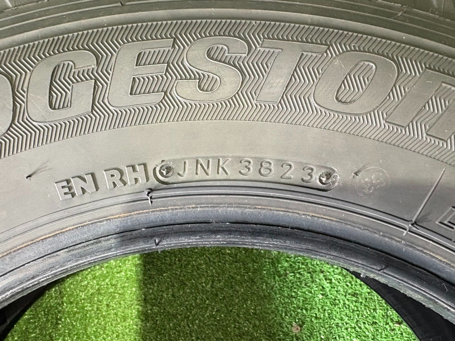 2025年製 残溝8.5mm