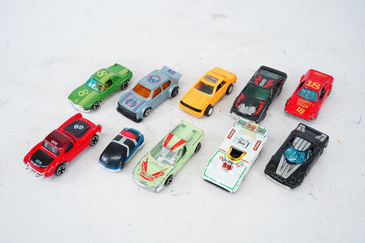 昭和レトロ ミニカー 大量 まとめ売り！ 7.569 △ ミニカーセット 19台 大量 まとめ売り 昭和レトロ