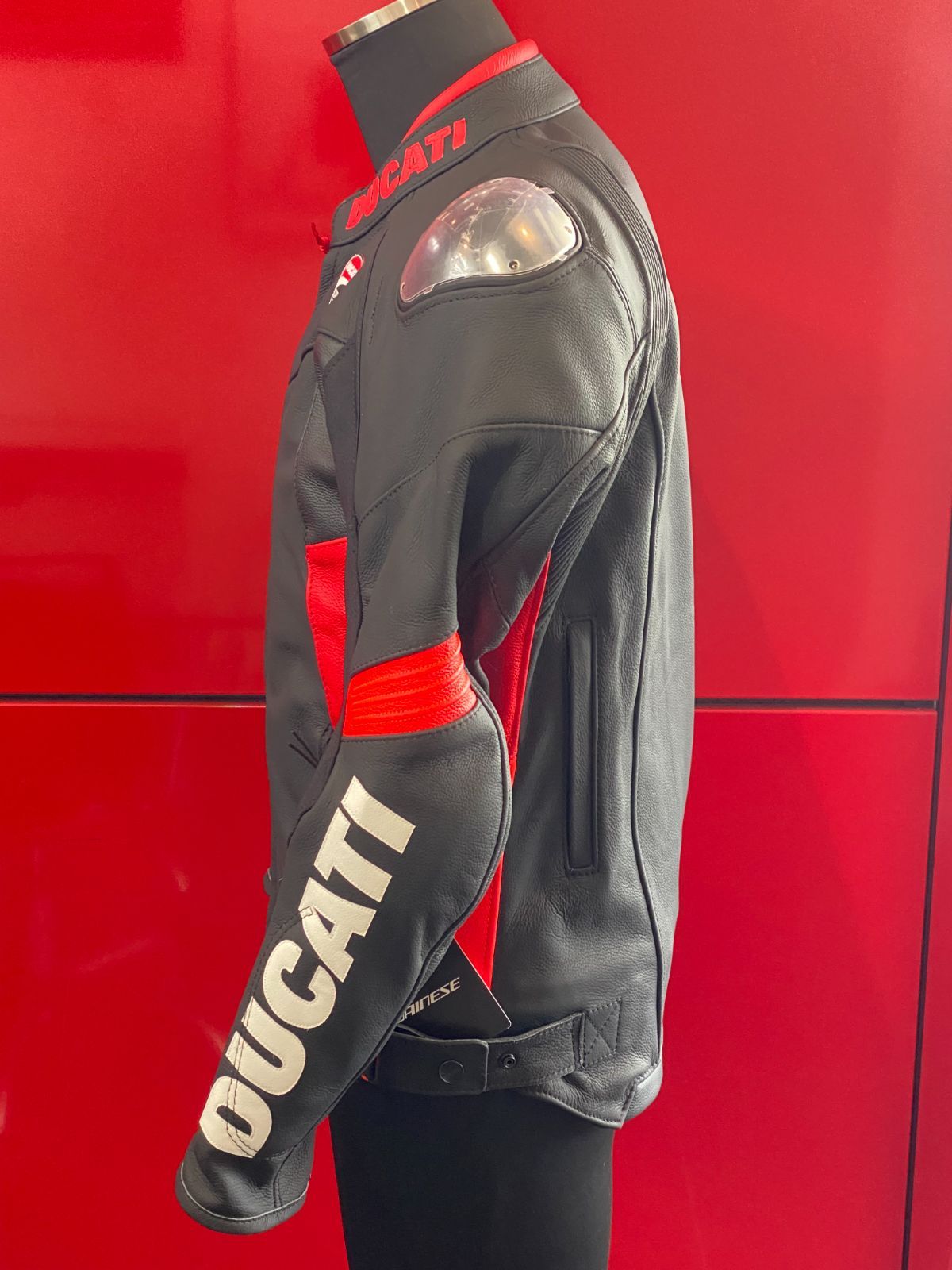Ducati Corse C6 メンズ ジャケット 48ｻｲｽﾞ（Mｻｲｽﾞ相当） 新品未使用