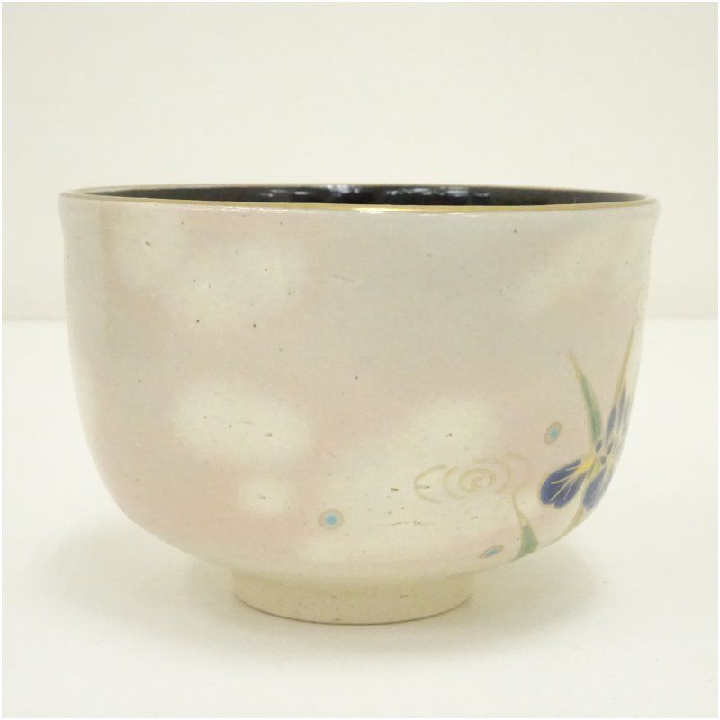 京焼 松本明日香造 色絵菖蒲茶碗（共箱） 茶道 抹茶 おしゃれ 抹茶茶碗