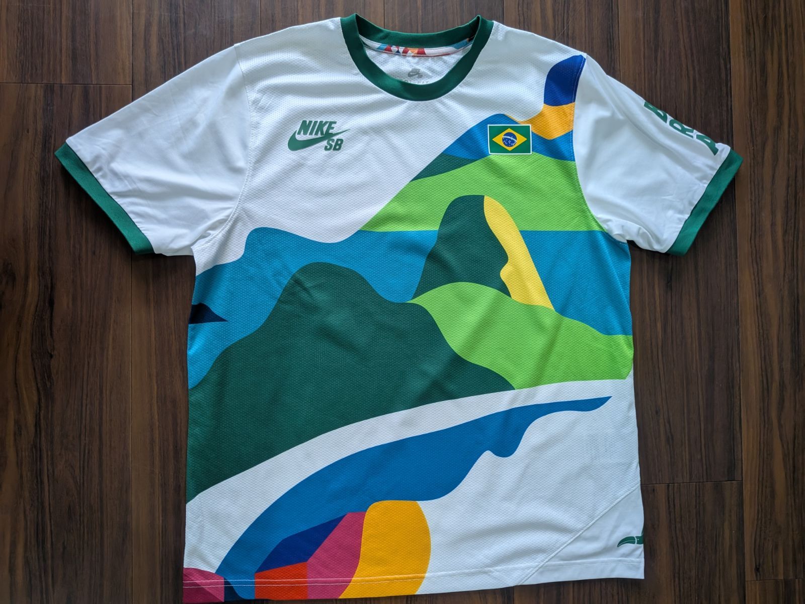 新品 ナイキSB 東京オリンピック スケートボード ブラジル代表 Tシャツ