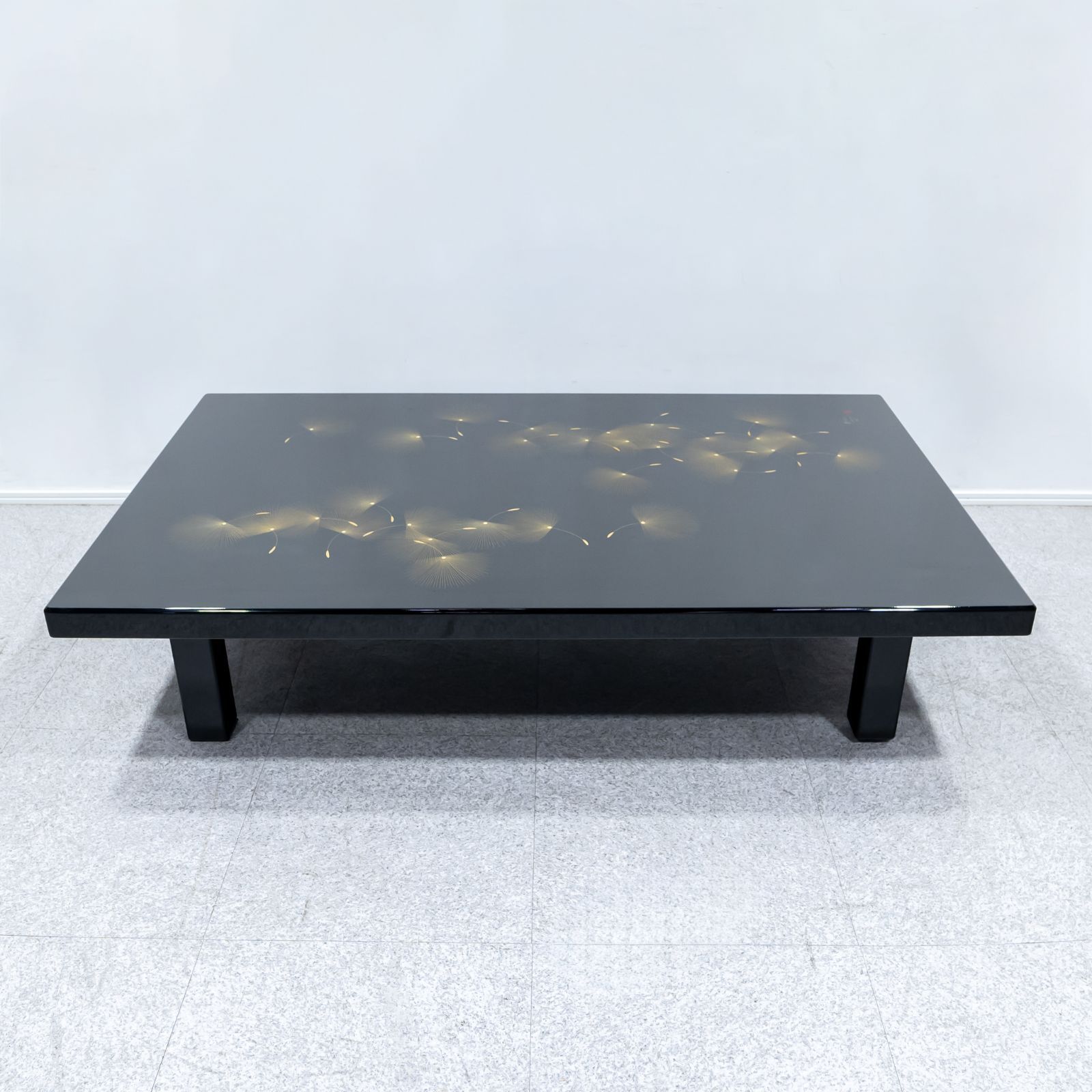 展示品】輪島塗 飛花模様 座卓 旧家 旧蔵品 沈金 小西 啓介 定価120万 - メルカリ