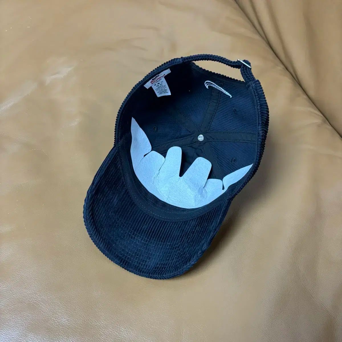 気分の上がる Supreme x Nike Supreme シュプリーム NIKE ナイキ 弧 ブラック 6 パネル ボールキャップ 帽子