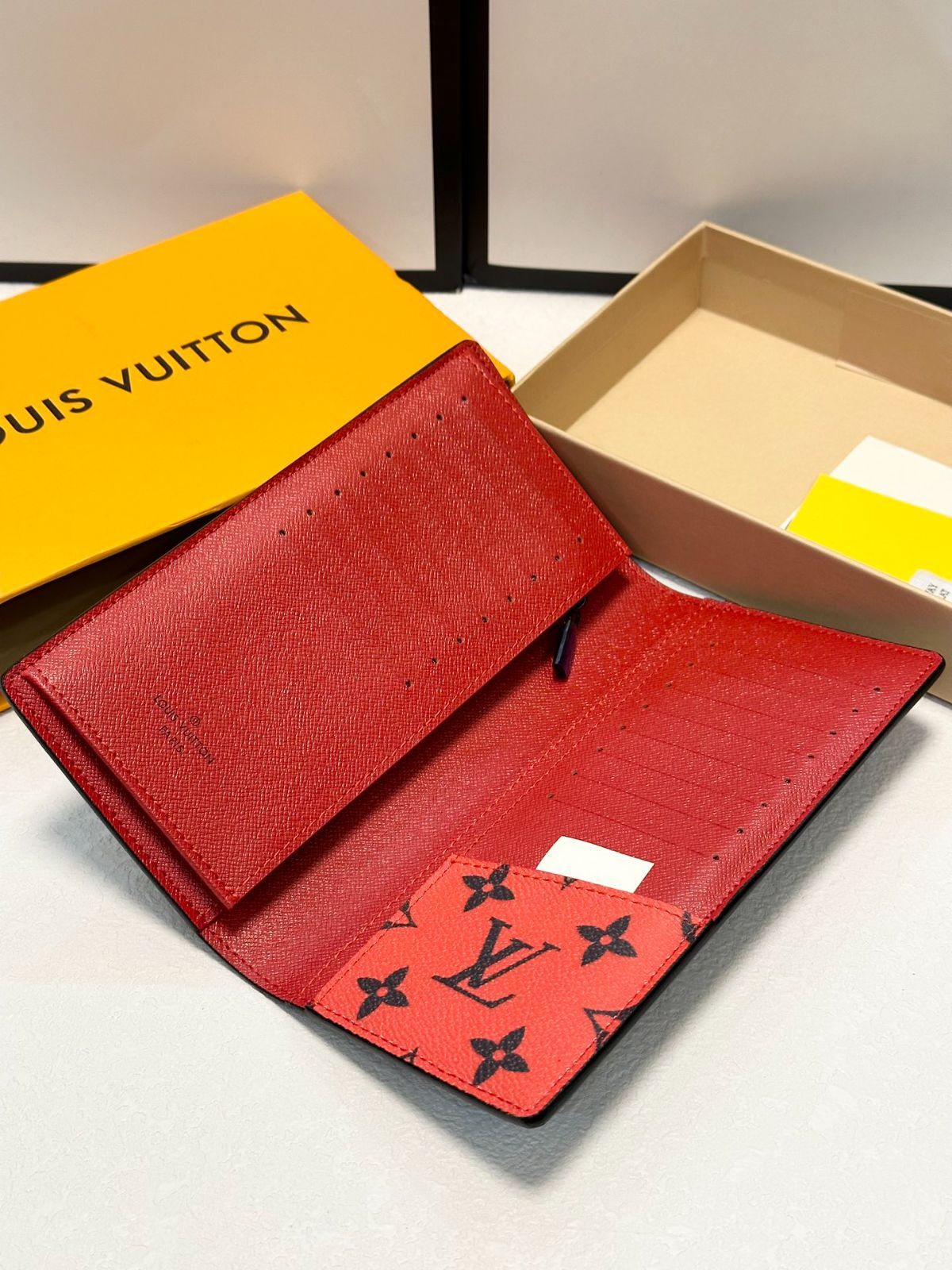 LV
