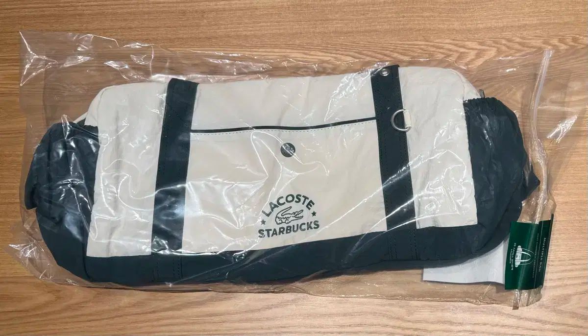 [韓国]STARBUCKS ＸLACOSTE ラコステ バッグ アイボリー 韓国 スターバックス LACOSTE ラコステ バッグ アイボリー 韓国