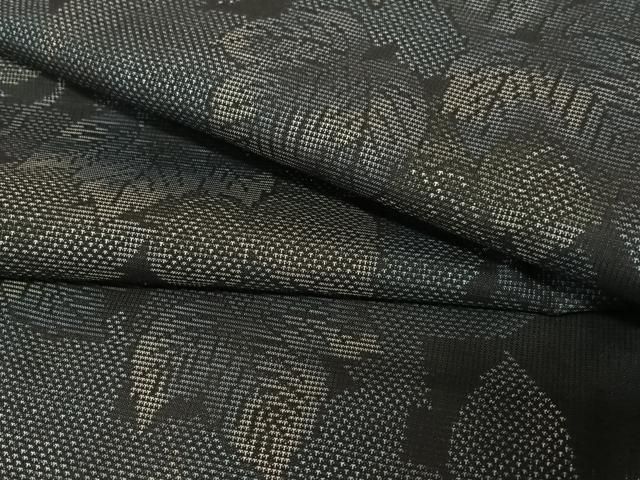 平和屋着物●本場大島紬　9マルキ　蔦の葉文　黒地　正絹　逸品　未使用　AAAU8226zg 平和屋着物○本場大島紬 9マルキ 蔦の葉文 黒地 正絹 逸品 未使用