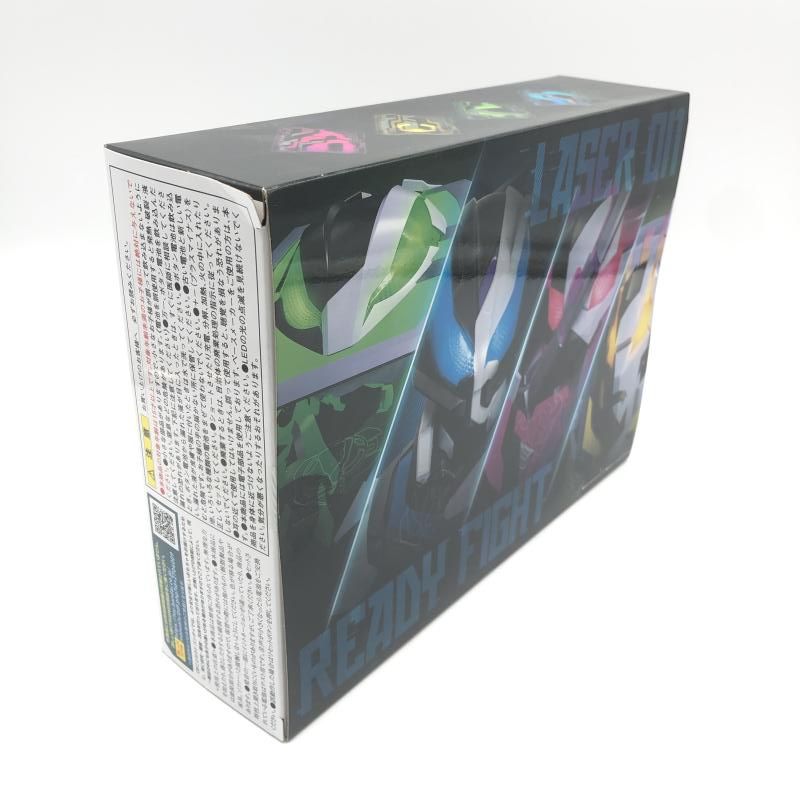 しかも嬉しい送料無料！ バンダイ PREMIUM DX メモリアルレーザーレイズライザー 仮面ライダーギーツ 10