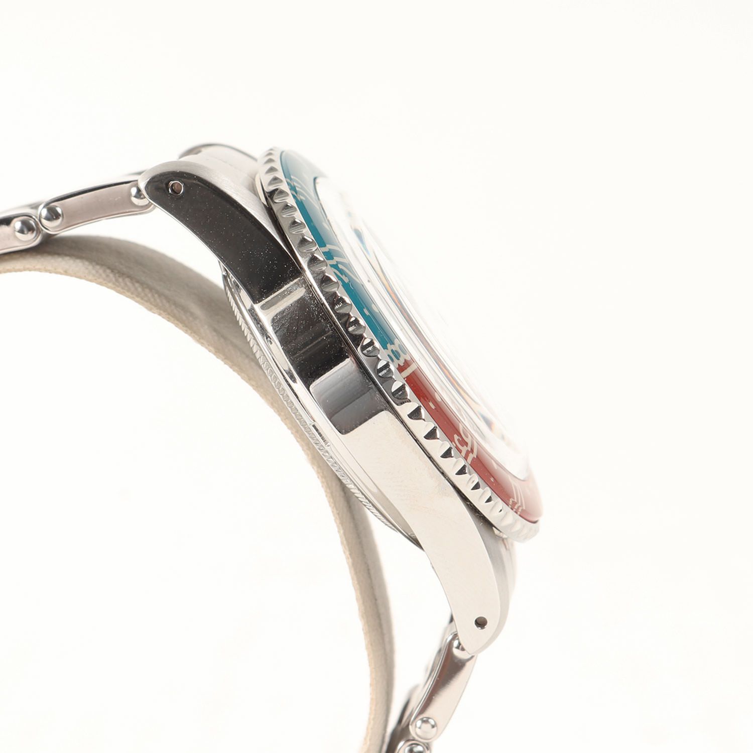 【未使用品】OUT LINE　アウトライン×チックタックコラボ　稼働　腕時計 未使用品】OUT LINE アウトライン×チックタックコラボ 稼働