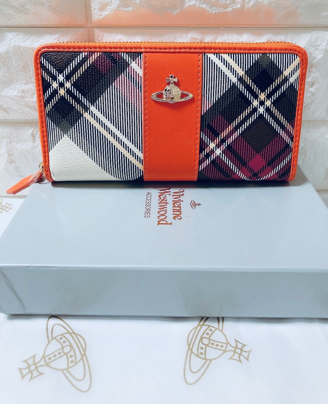 公式通販ストア 【在庫限り‼︎】Vivienne Westwood 長財布 レッド