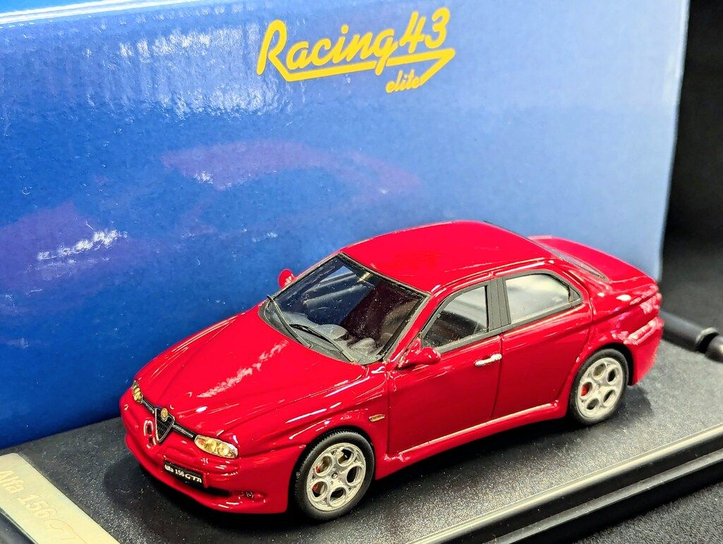 Formula 43 1|43 Racing 43 elite Alfa 156 GTA レッド EL039