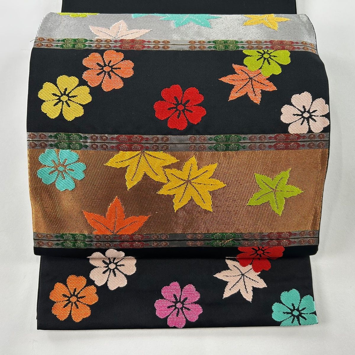 中古美品 白黒 牡丹柄袋帯 袋帯 美品 秀品 桜 葉柄 箔 金銀糸 えんじ色 六通 正絹 【中古