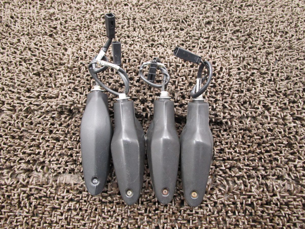 M1100S ウインカー