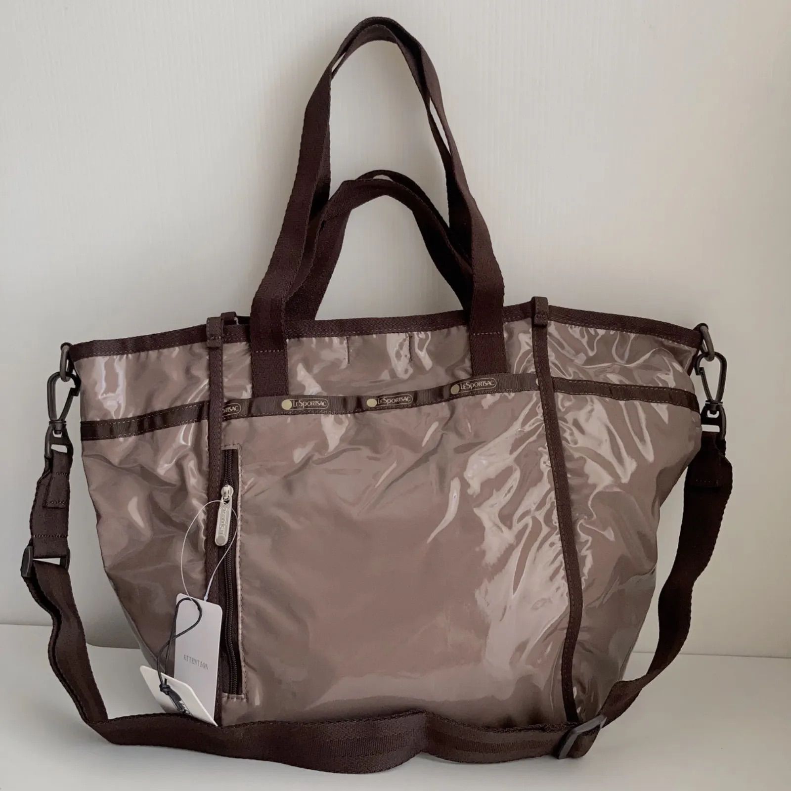 新品未使用ショルダーバッグ 相まっ LeSportsac レスポートサック 