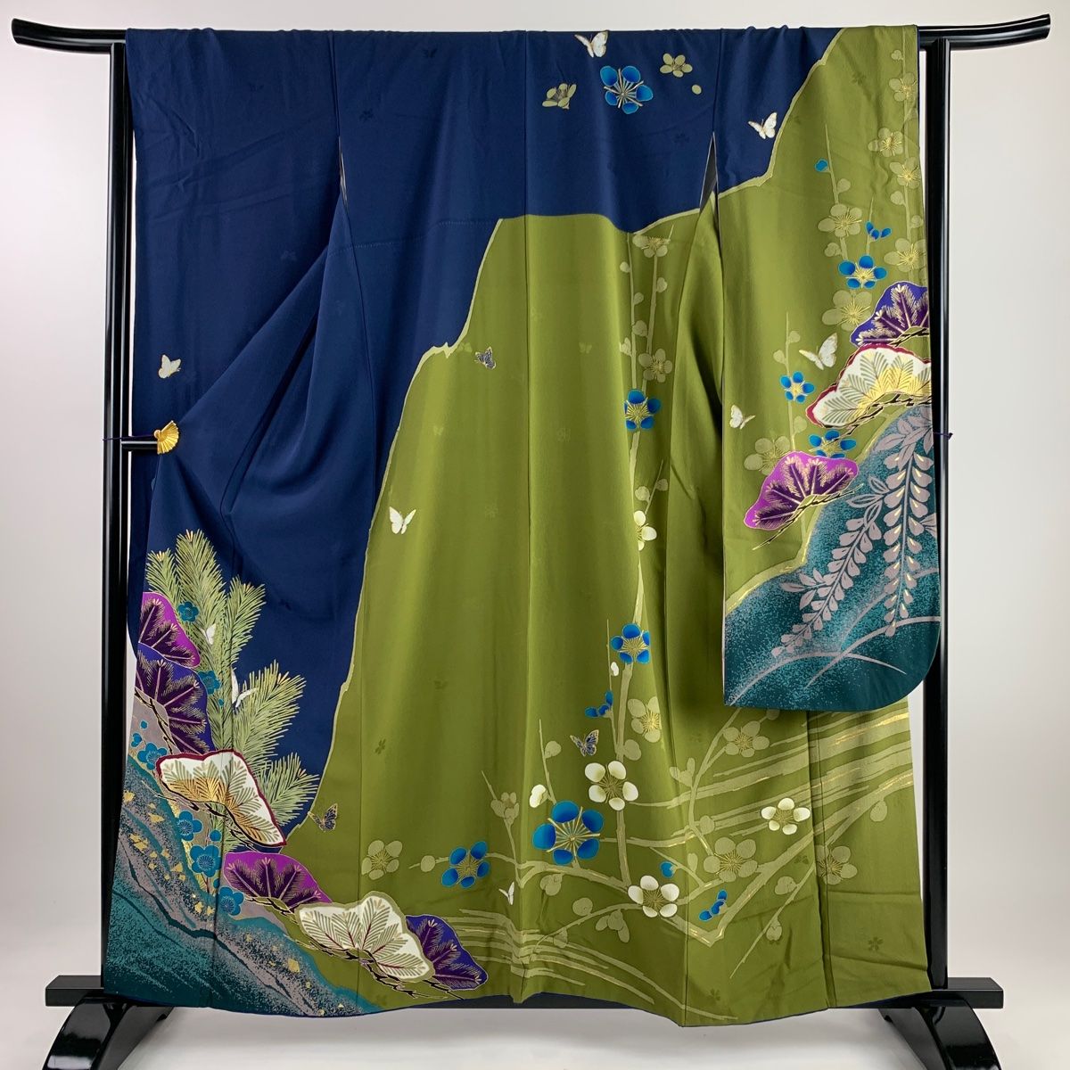 振袖 身丈160cm 裄丈65.5cm M 袷 森英恵 落款 松 蝶 金彩 染め分け 
